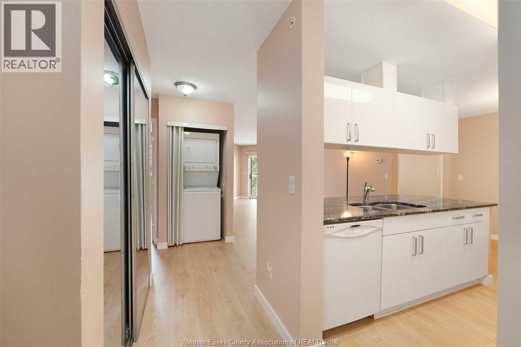 Photo 8 of 40 Adams Lane Unit 410, Lasalle ON