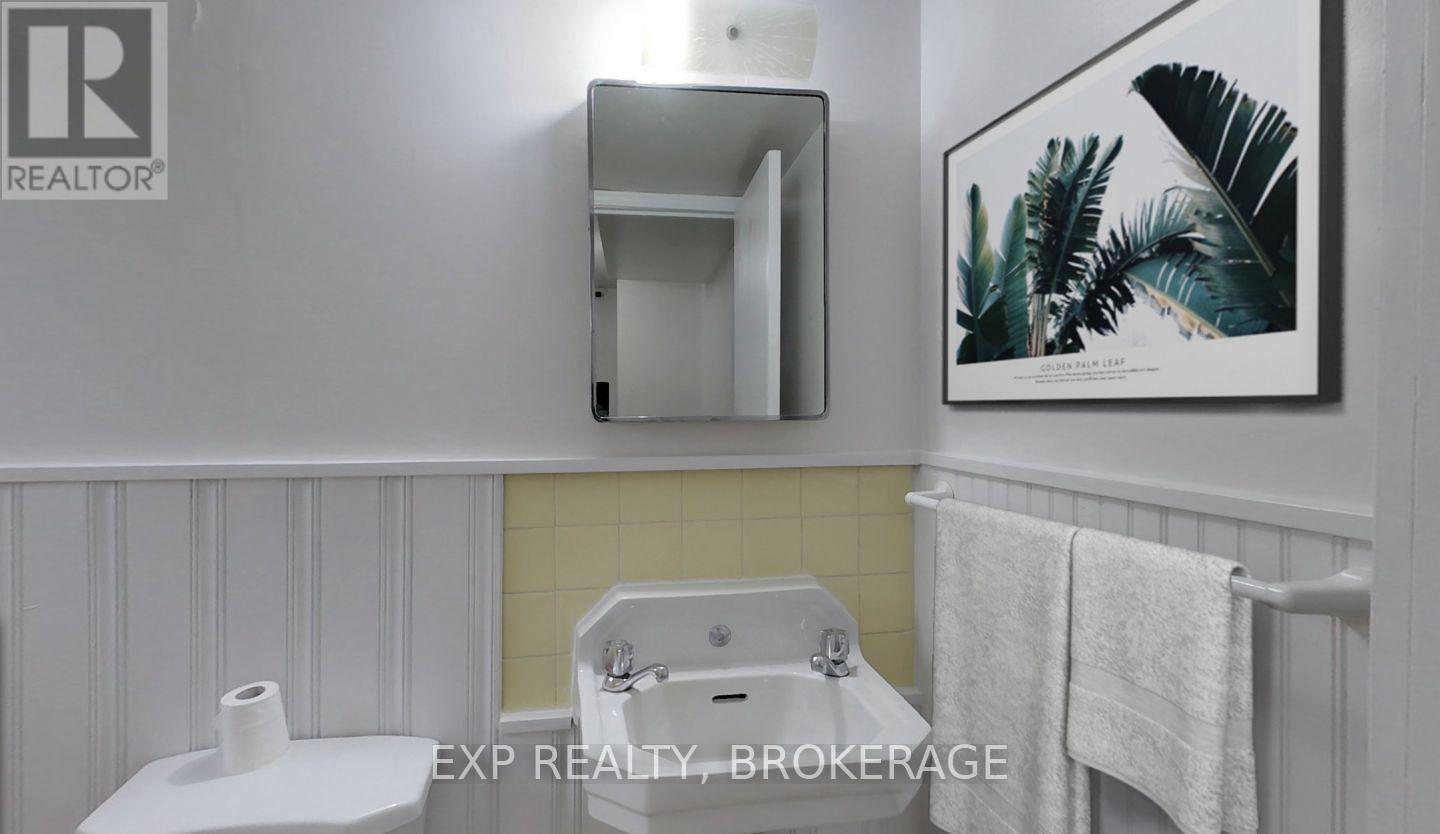 Photo 7 of 35 Maccauley Street, Kingston ON
