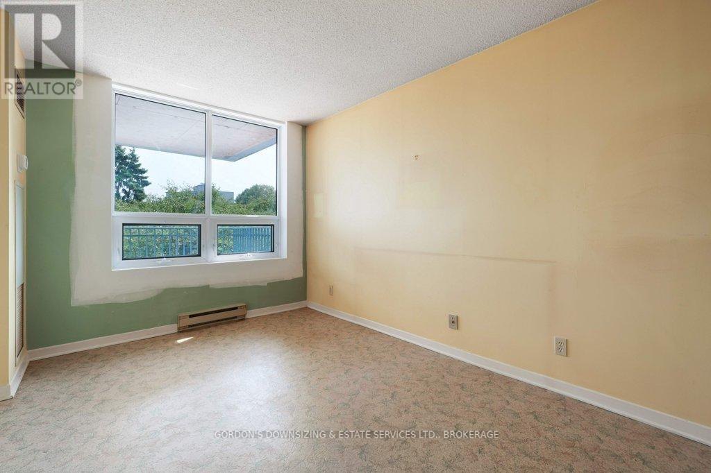 Photo 12 of 411 35 Holland Avenue, Ottawa ON