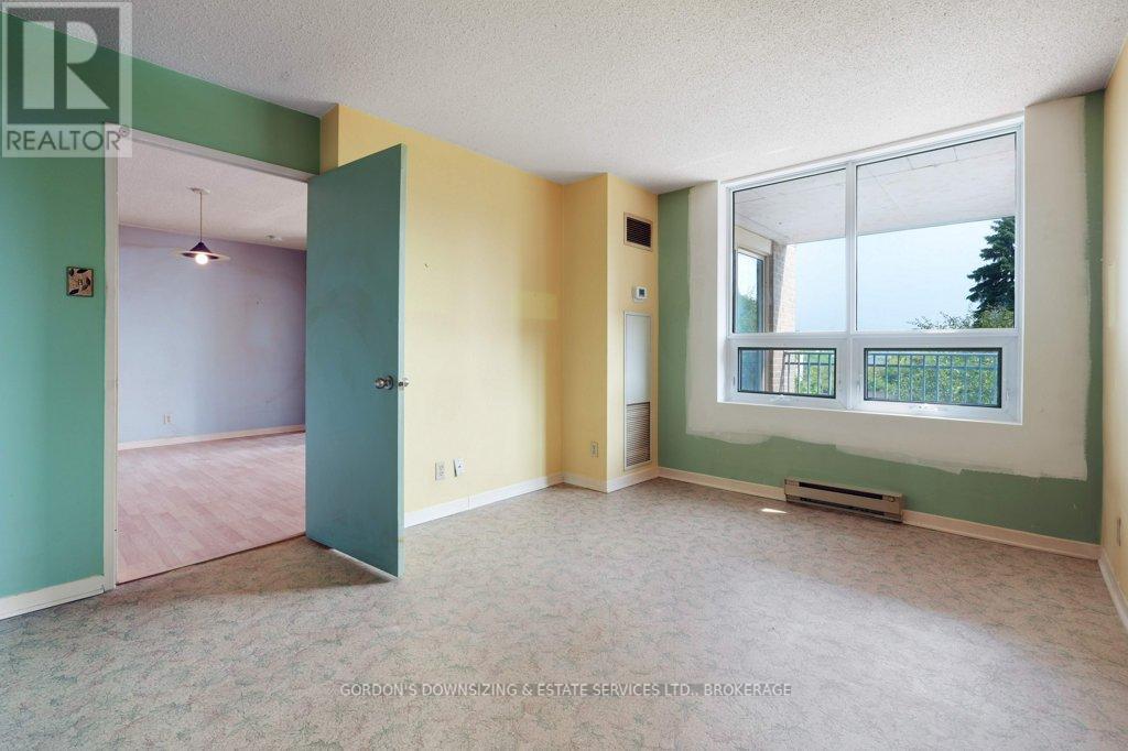 Photo 6 of 411 35 Holland Avenue, Ottawa ON