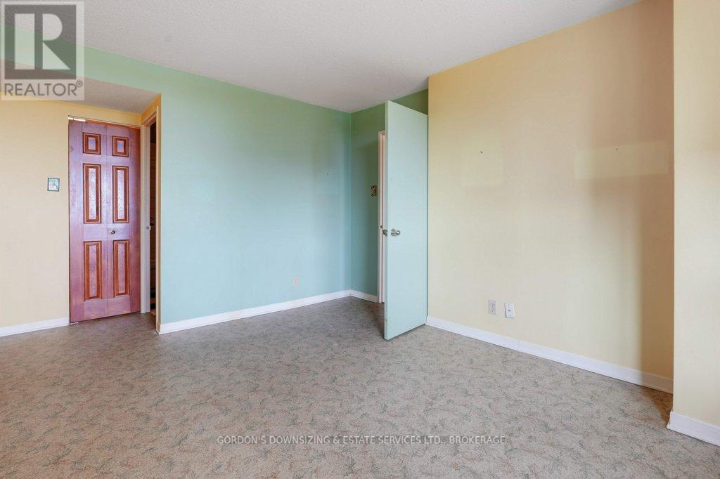Photo 16 of 411 35 Holland Avenue, Ottawa ON