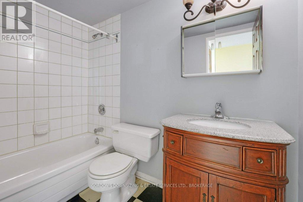 Photo 7 of 411 35 Holland Avenue, Ottawa ON