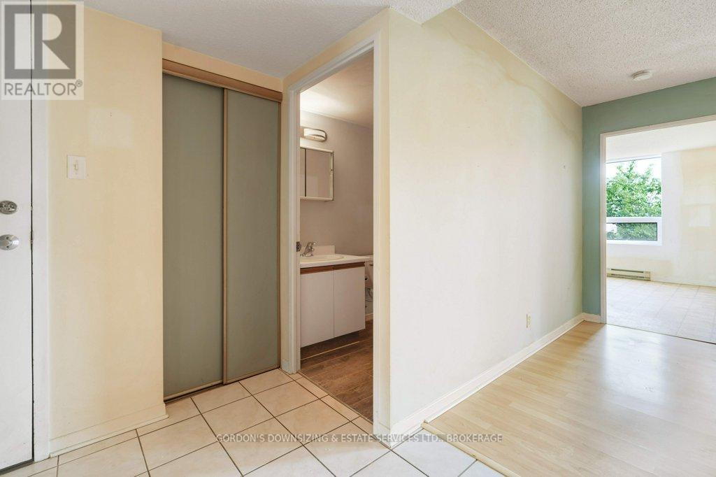 Photo 23 of 411 35 Holland Avenue, Ottawa ON
