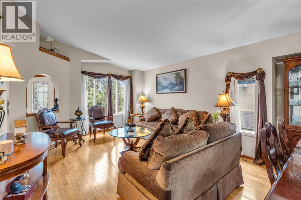 Photo 8 of 183 Macewan Ridge Close Nw, Calgary AB