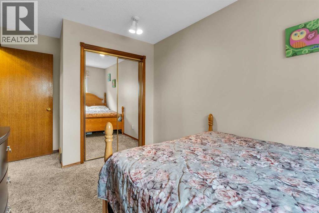 Photo 9 of 183 Macewan Ridge Close Nw, Calgary AB