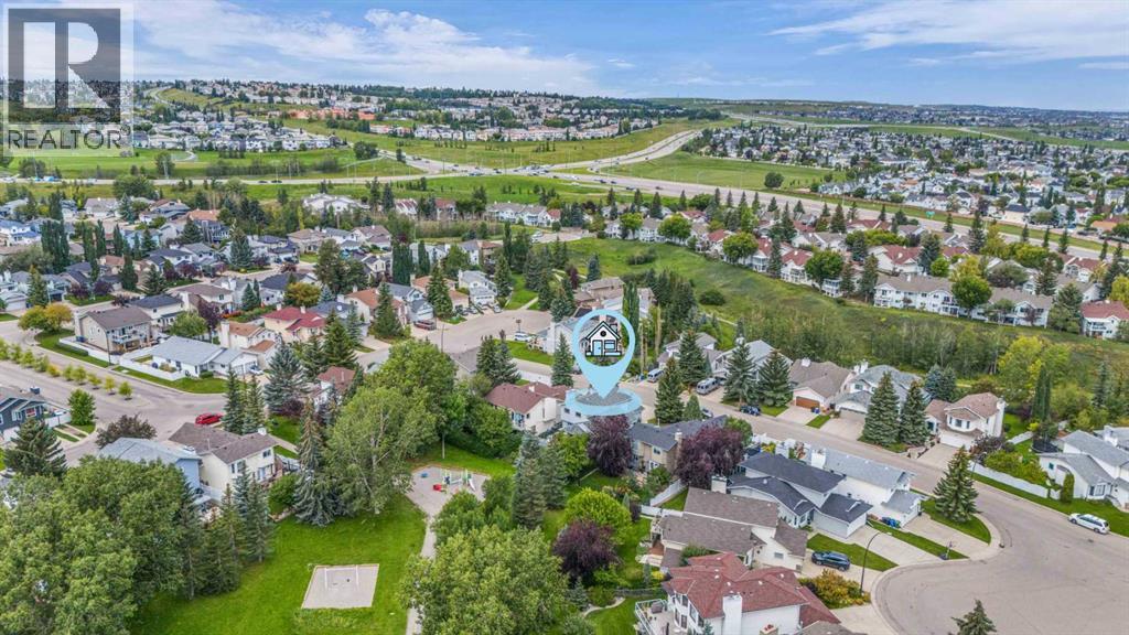 Photo 17 of 183 Macewan Ridge Close Nw, Calgary AB