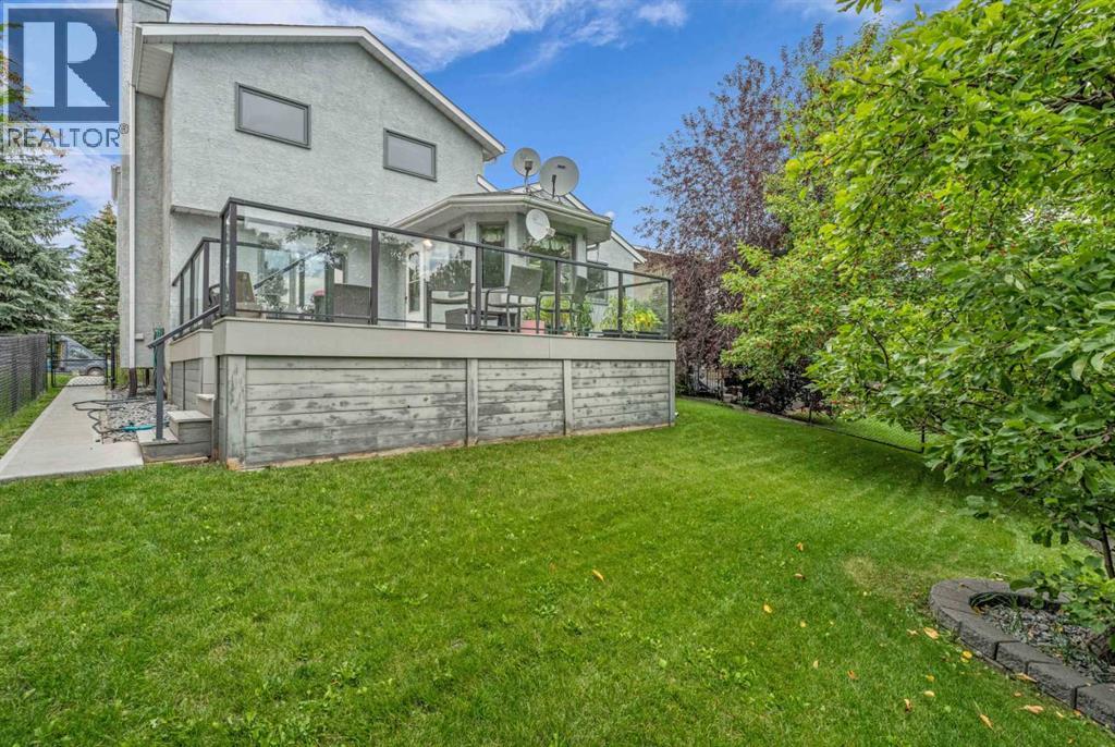 Photo 21 of 183 Macewan Ridge Close Nw, Calgary AB