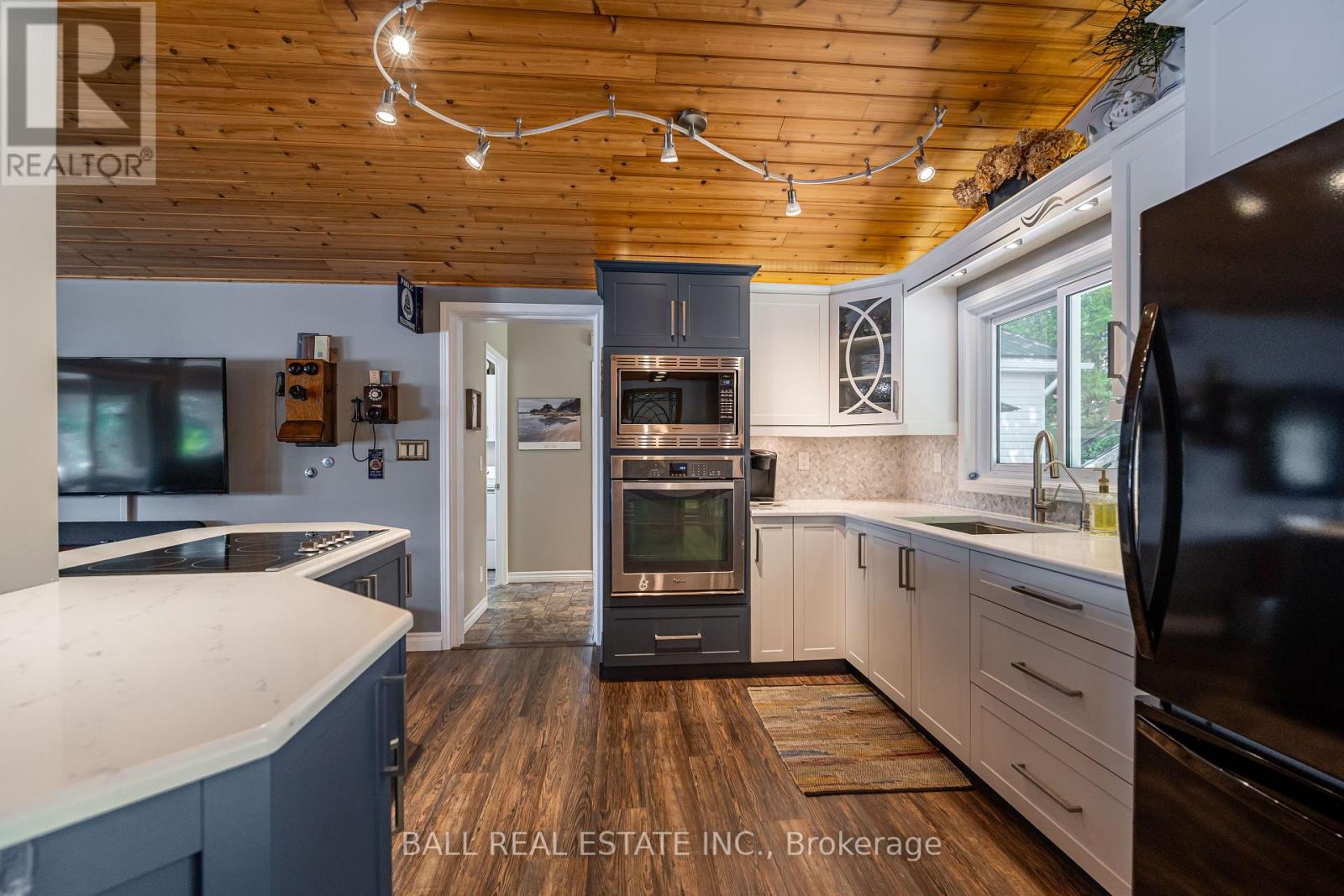 Photo 21 of 27 Maplewood Court, Trent Lakes ON