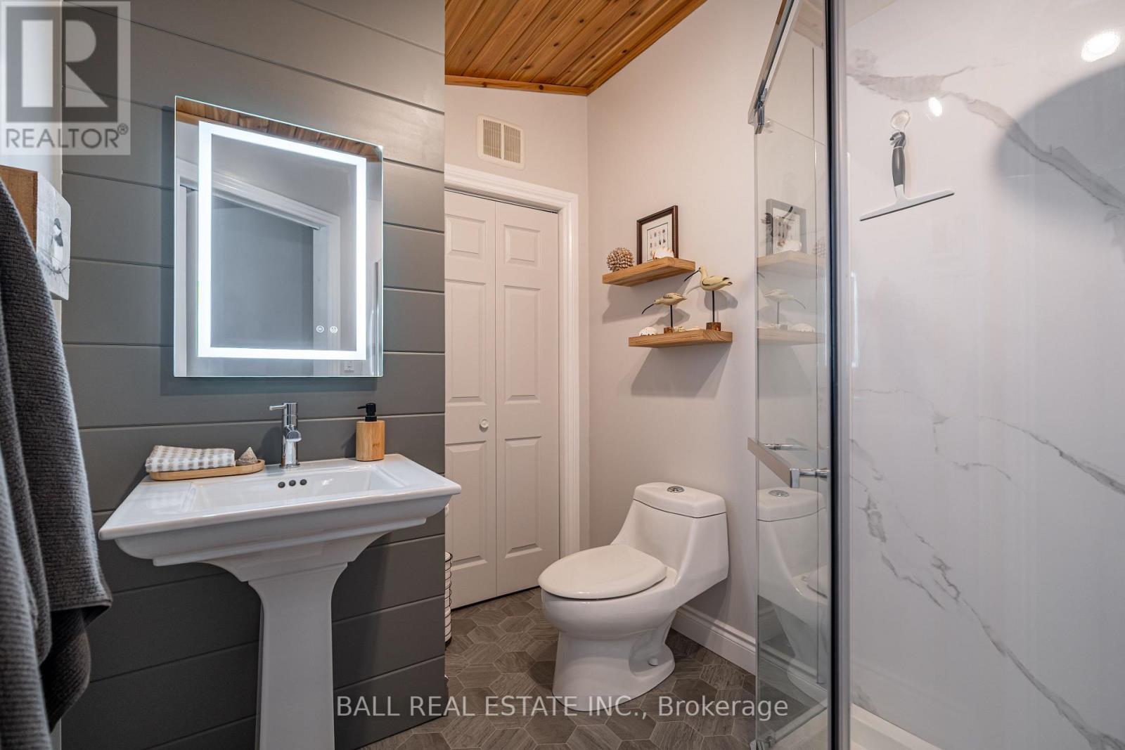 Photo 18 of 27 Maplewood Court, Trent Lakes ON