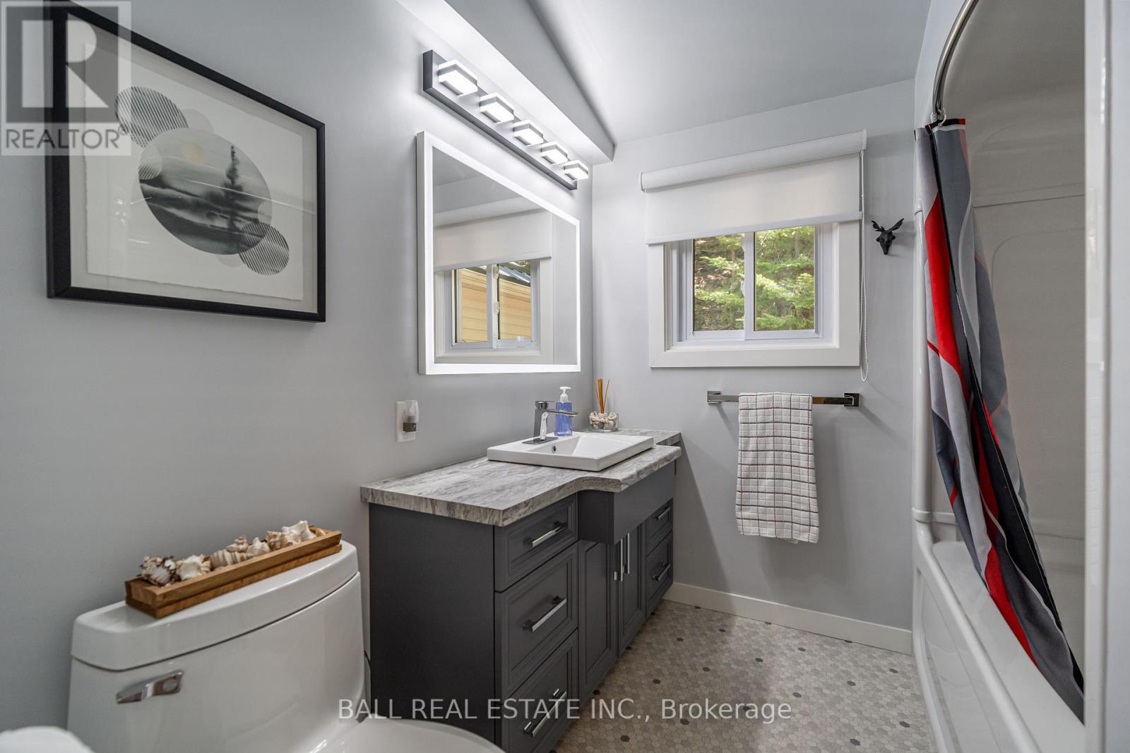 Photo 20 of 27 Maplewood Court, Trent Lakes ON