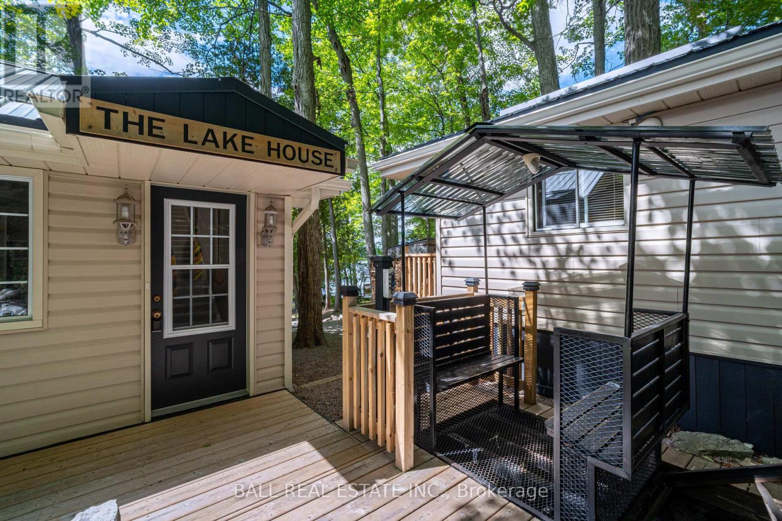 Photo 14 of 27 Maplewood Court, Trent Lakes ON