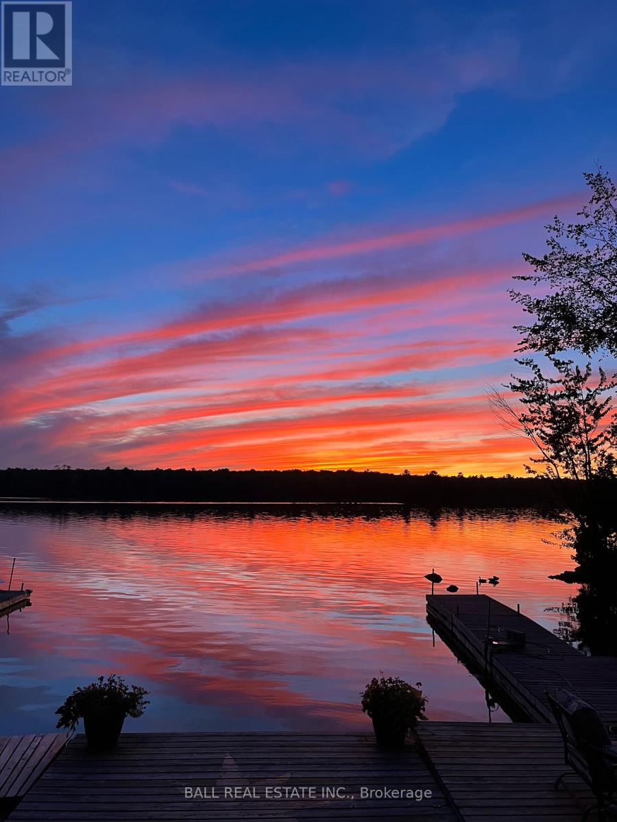 Photo 2 of 27 Maplewood Court, Trent Lakes ON