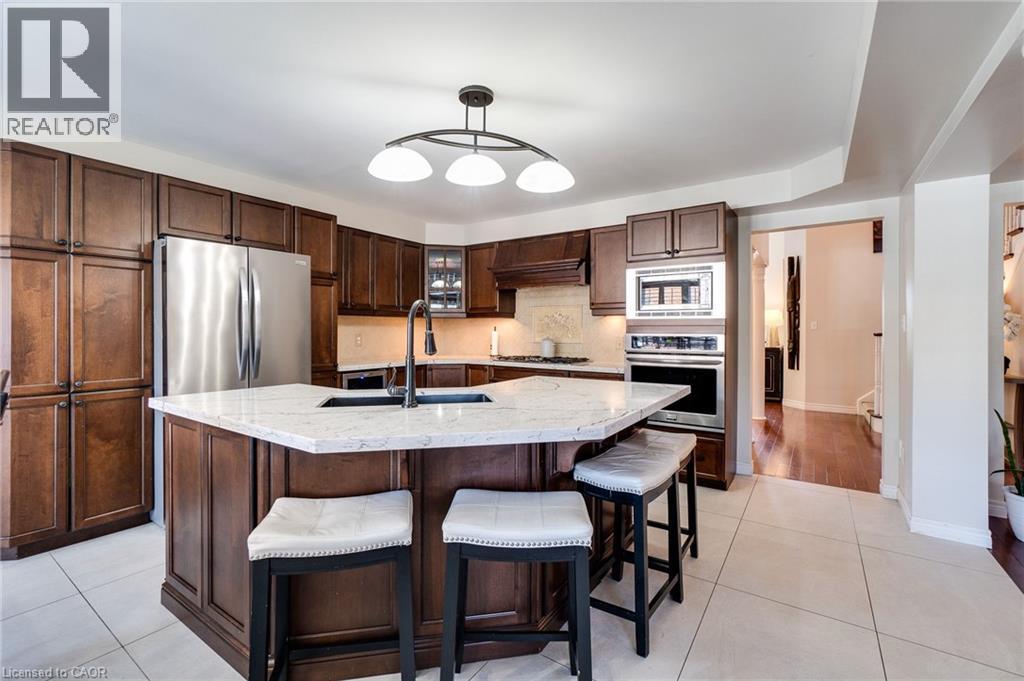 Photo 42 of 274 Springvalley Crescent, Hamilton ON