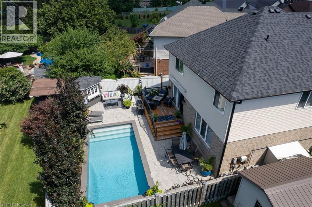 Photo 41 of 274 Springvalley Crescent, Hamilton ON
