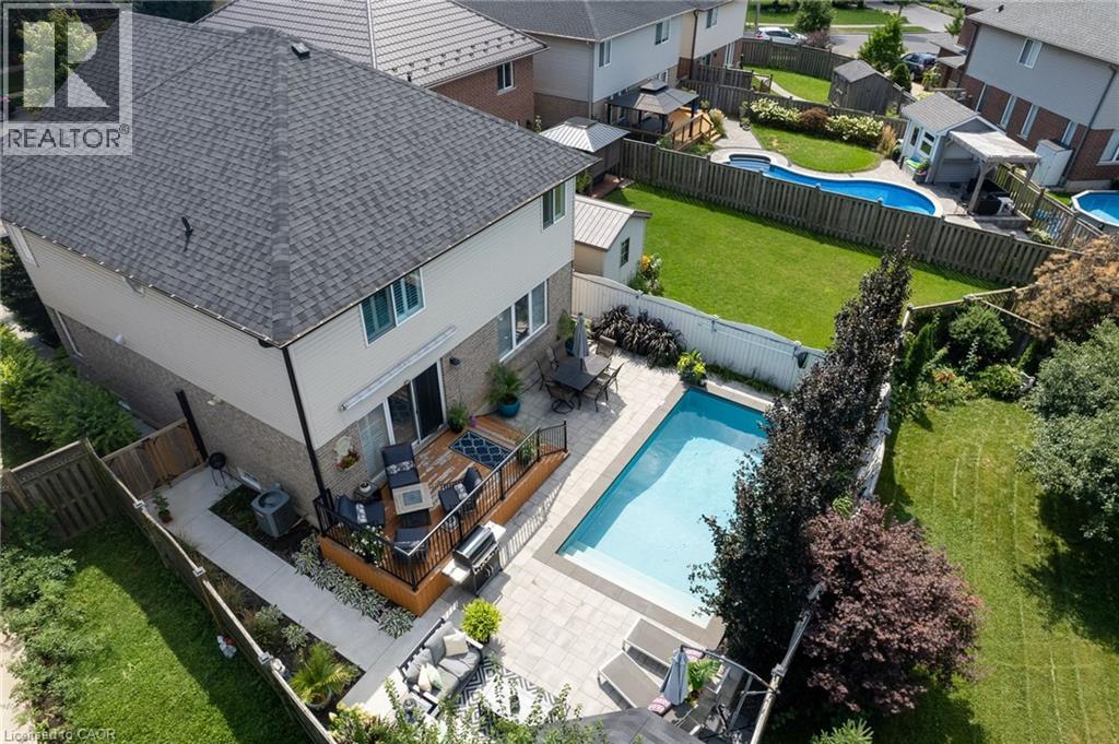 Photo 49 of 274 Springvalley Crescent, Hamilton ON