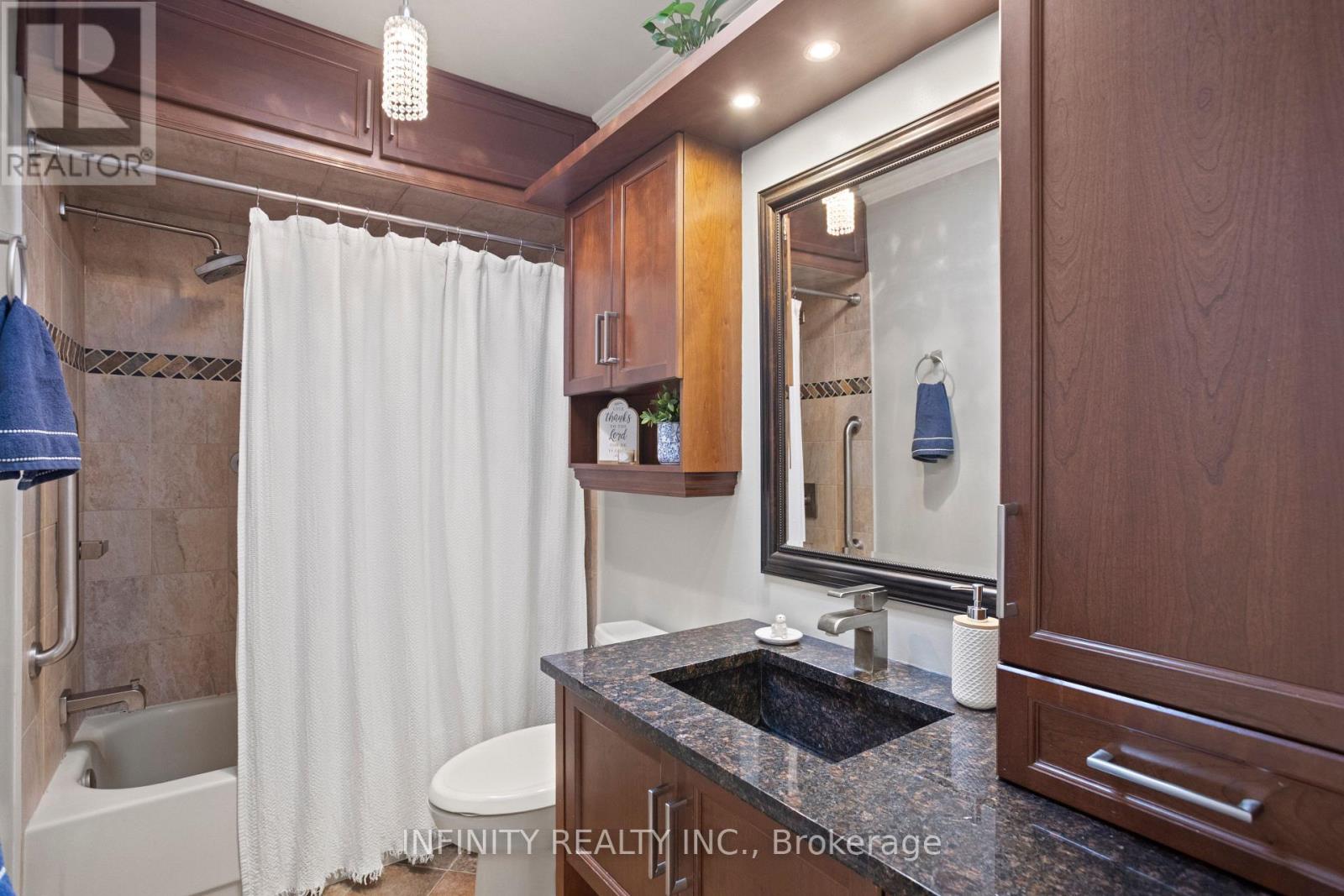 Photo 37 of 190 Inkerman Street, St Thomas ON