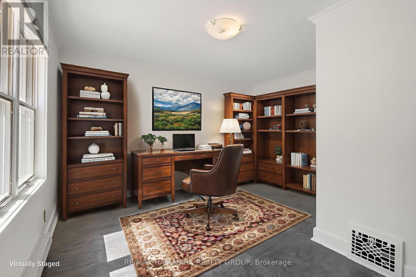 Photo 19 of 82 Laurentian Place, Ottawa ON