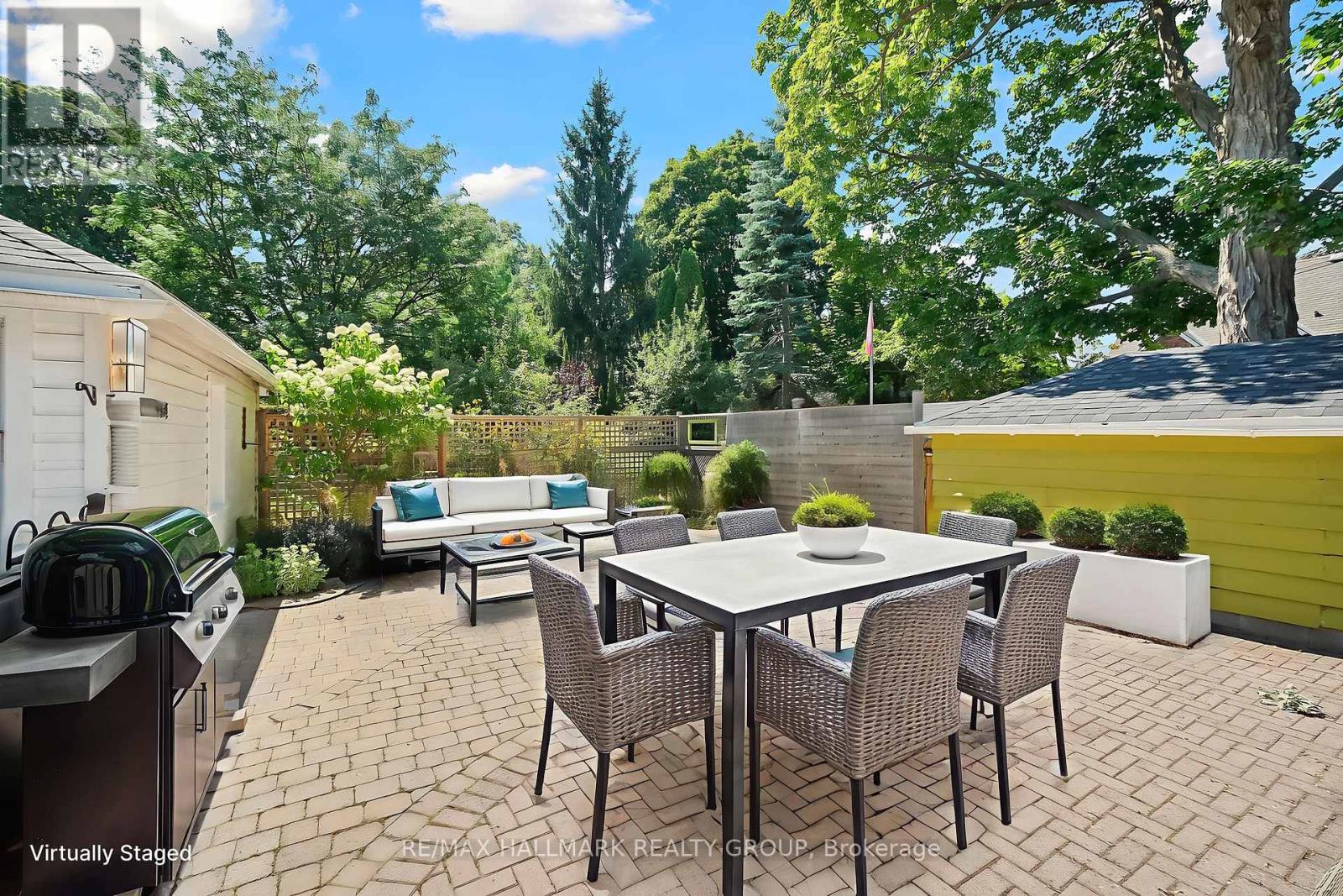 Photo 47 of 82 Laurentian Place, Ottawa ON