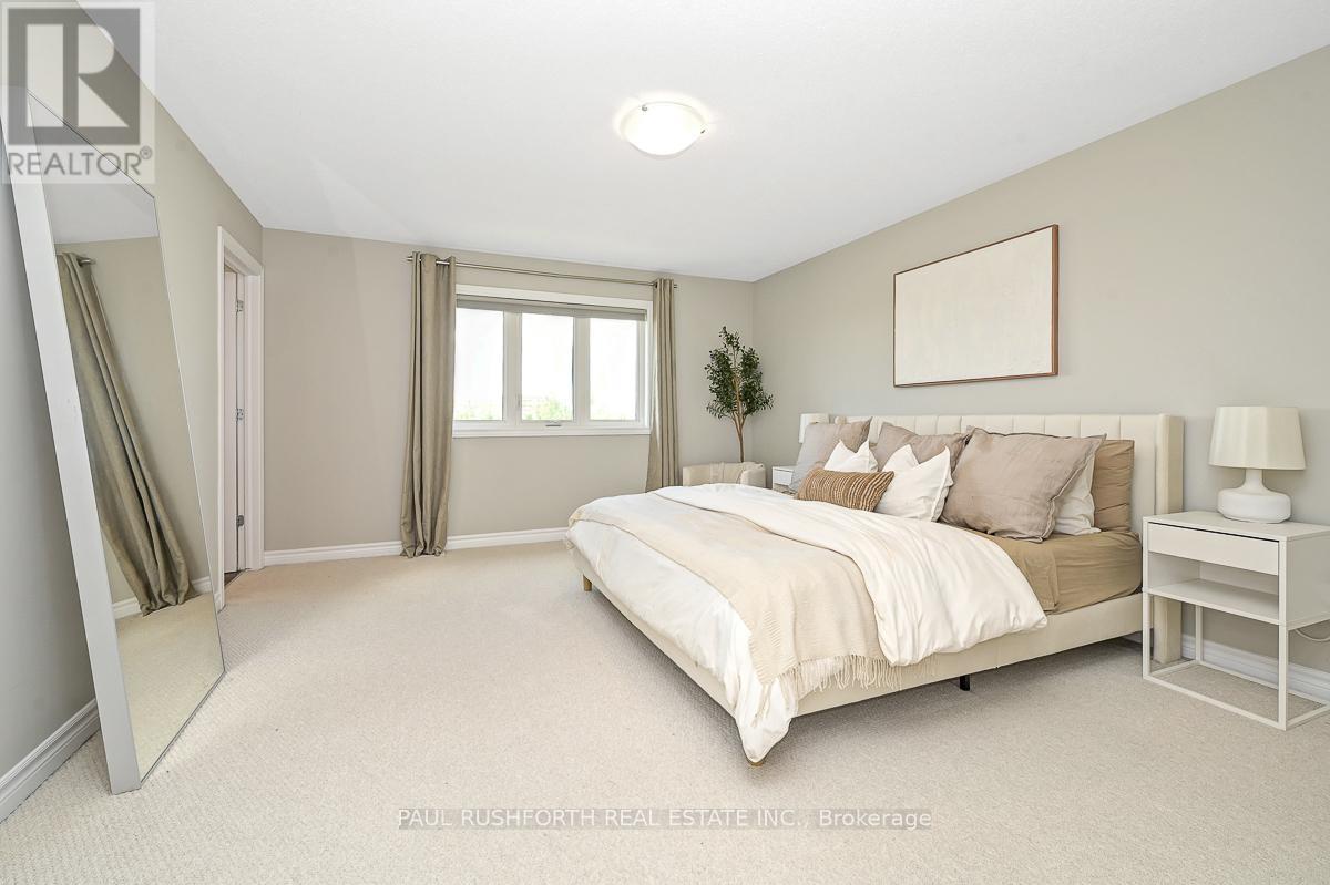 Photo 12 of 104 Livorno Court, Ottawa ON