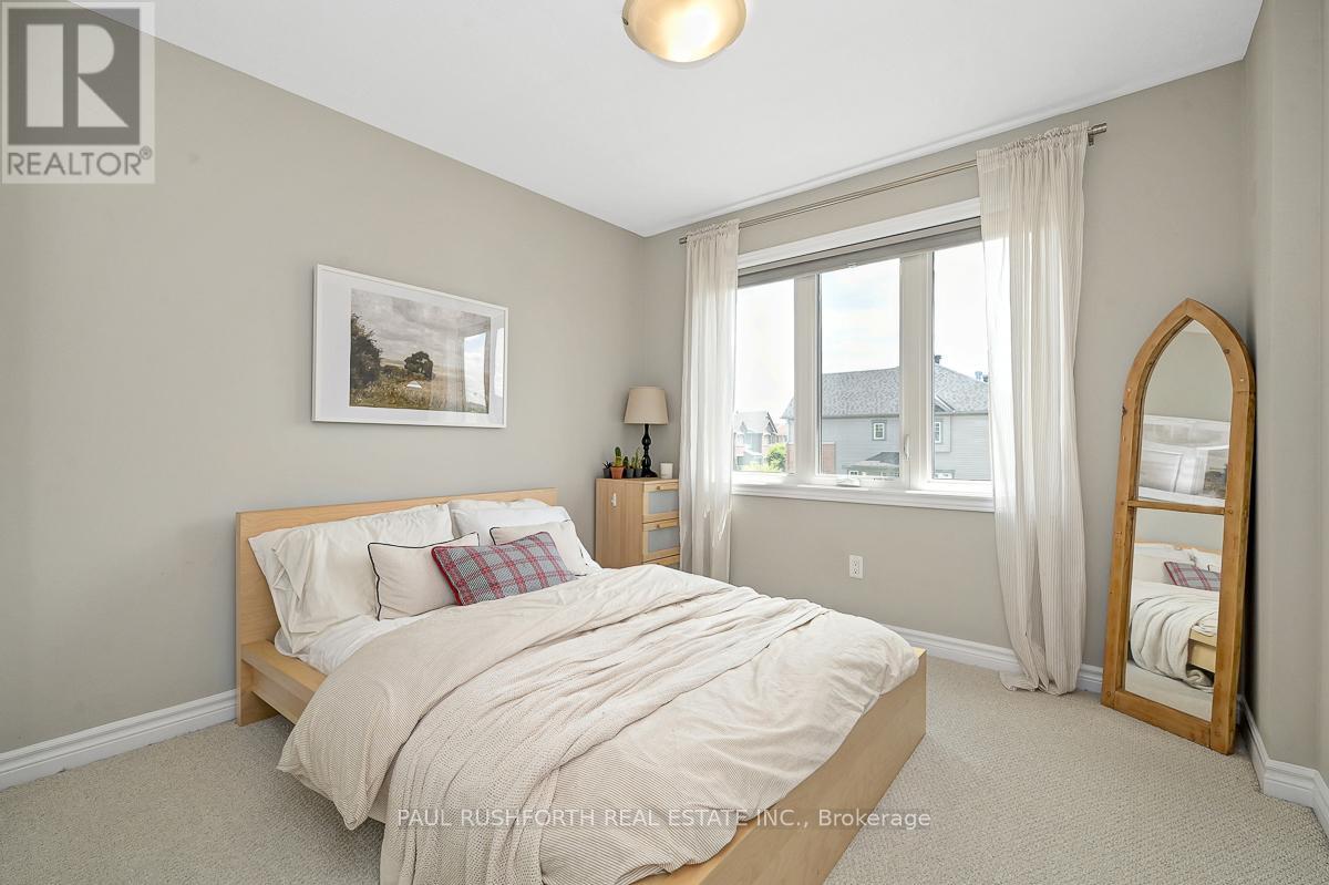 Photo 16 of 104 Livorno Court, Ottawa ON