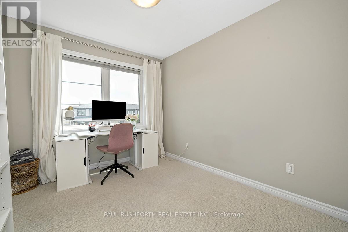 Photo 24 of 104 Livorno Court, Ottawa ON