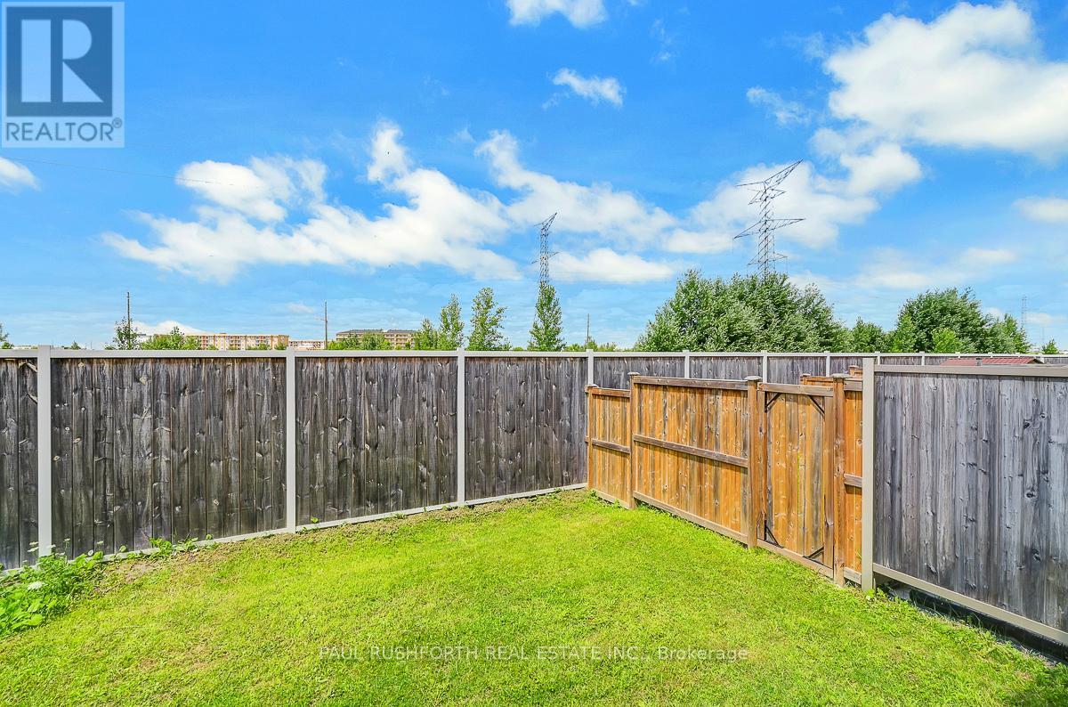 Photo 15 of 104 Livorno Court, Ottawa ON