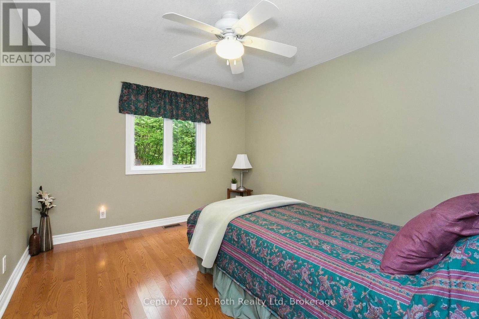 Photo 23 of 1749 Golf Link Road, Tiny ON