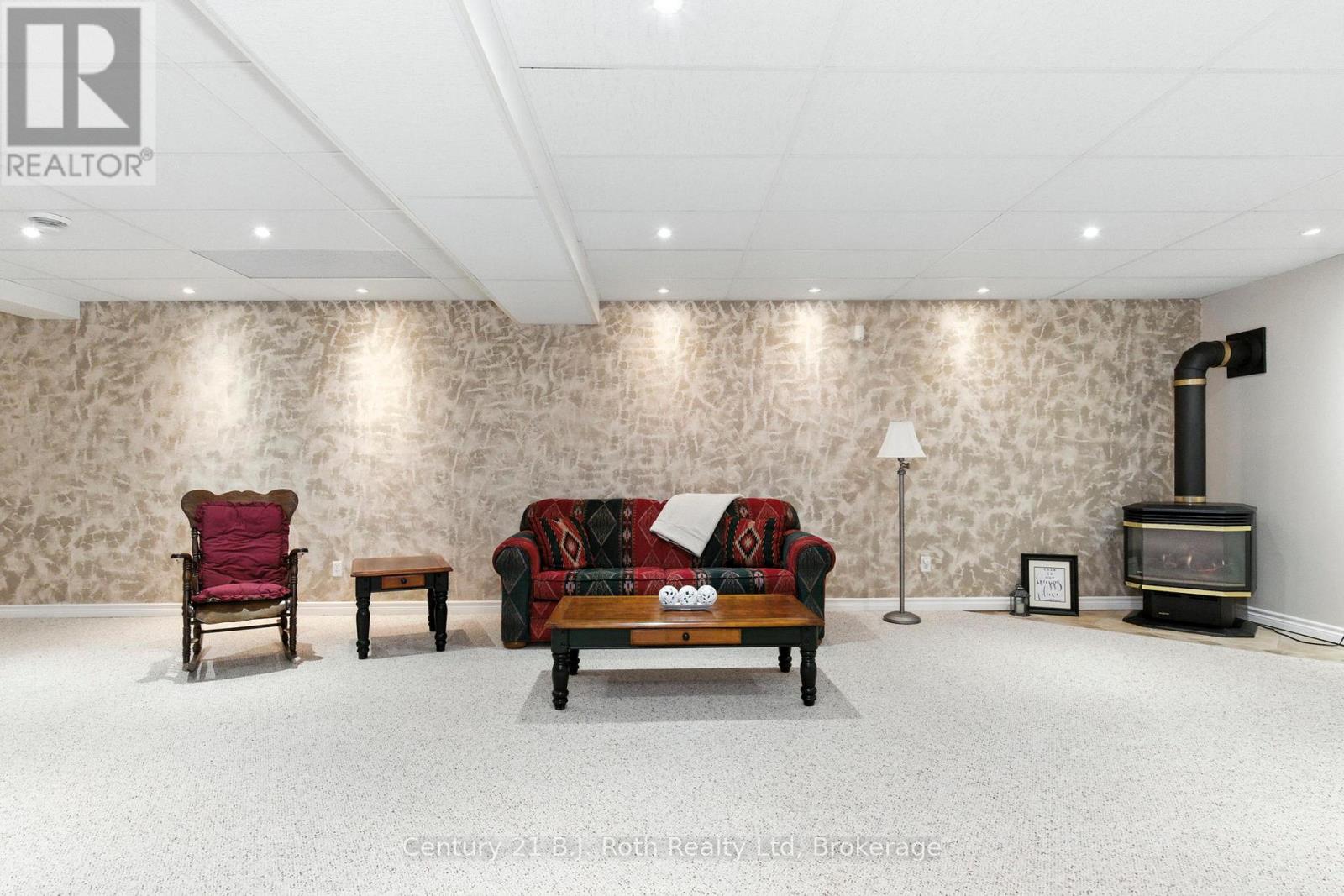 Photo 29 of 1749 Golf Link Road, Tiny ON