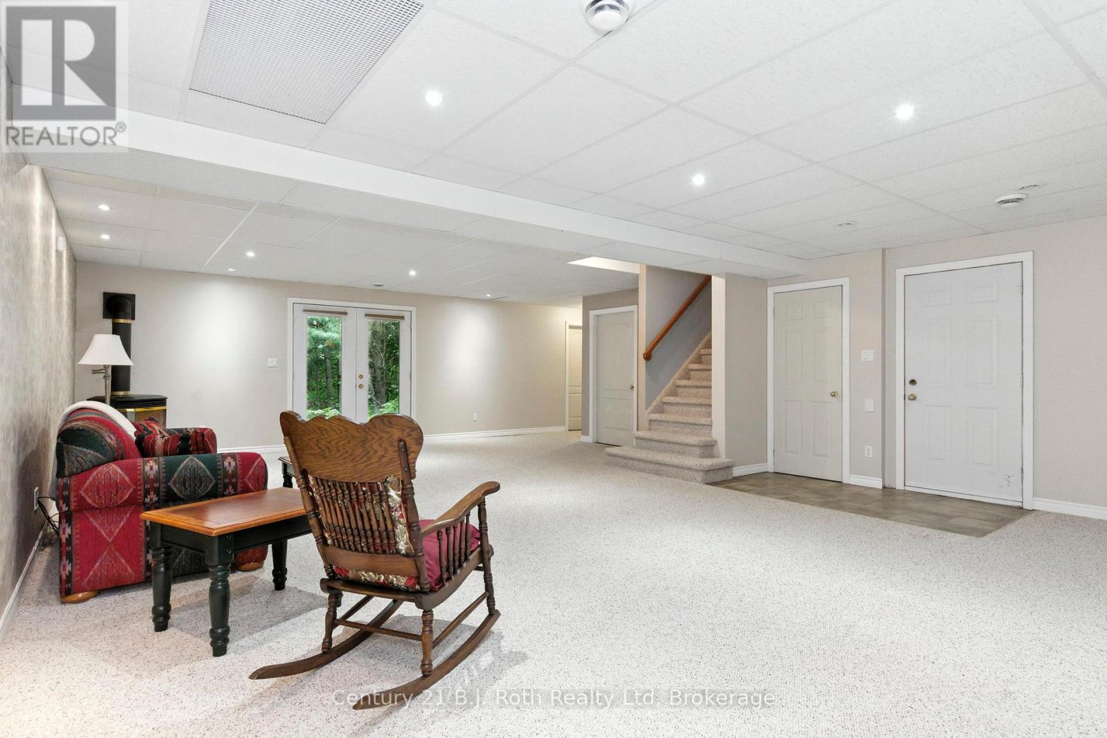 Photo 32 of 1749 Golf Link Road, Tiny ON