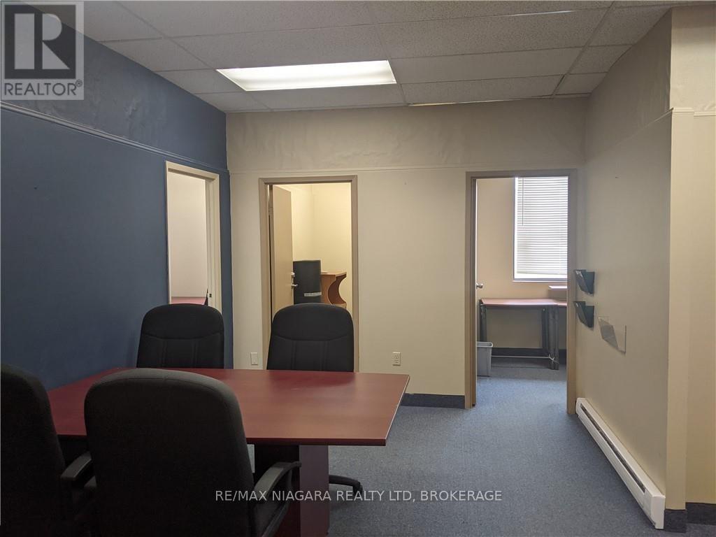 Photo 9 of 14 A 277 Welland Avenue, St Catharines ON