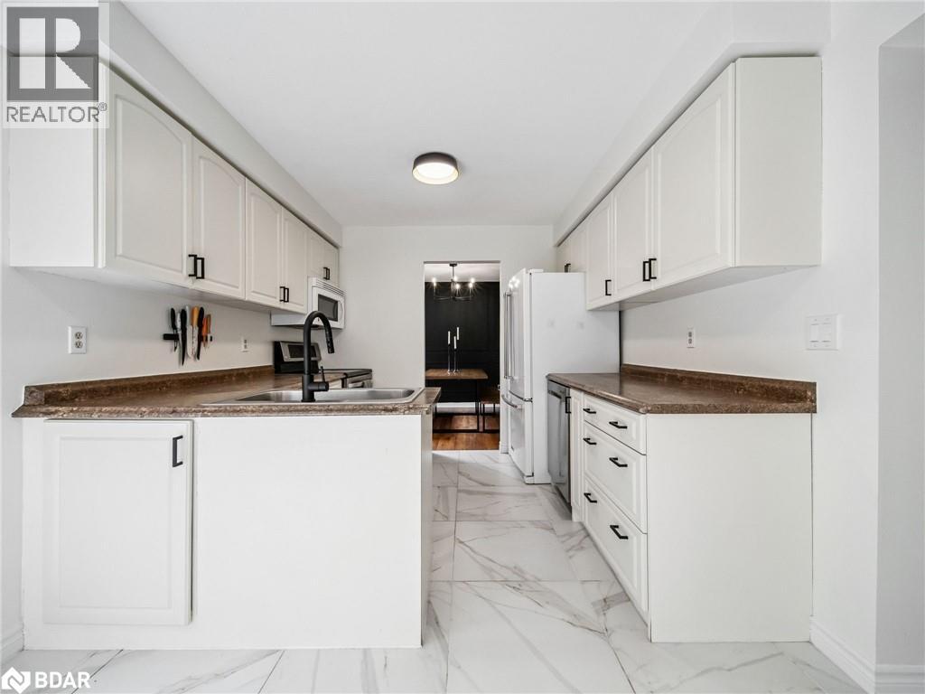 Photo 31 of 8 Darren Drive, Essa ON