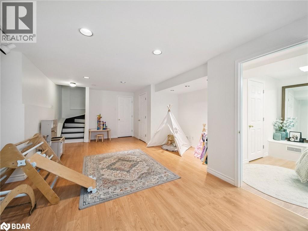 Photo 39 of 8 Darren Drive, Essa ON