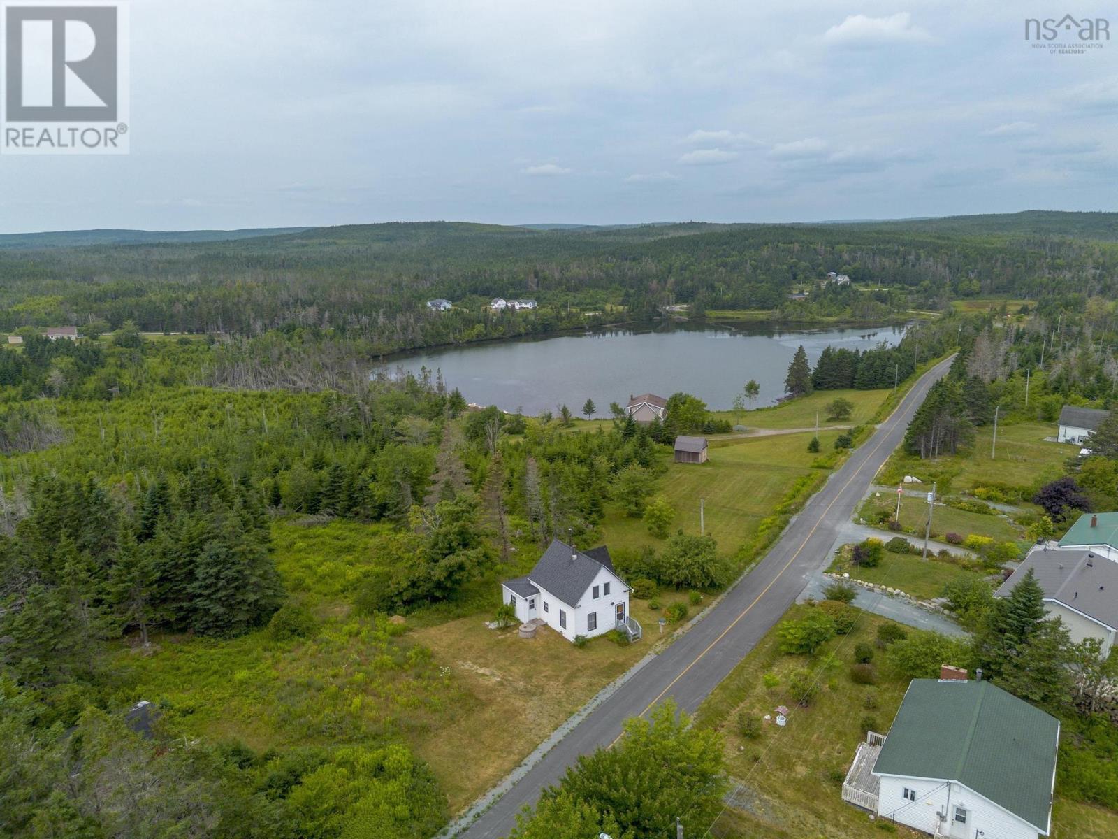 140 Hartling Road - 32