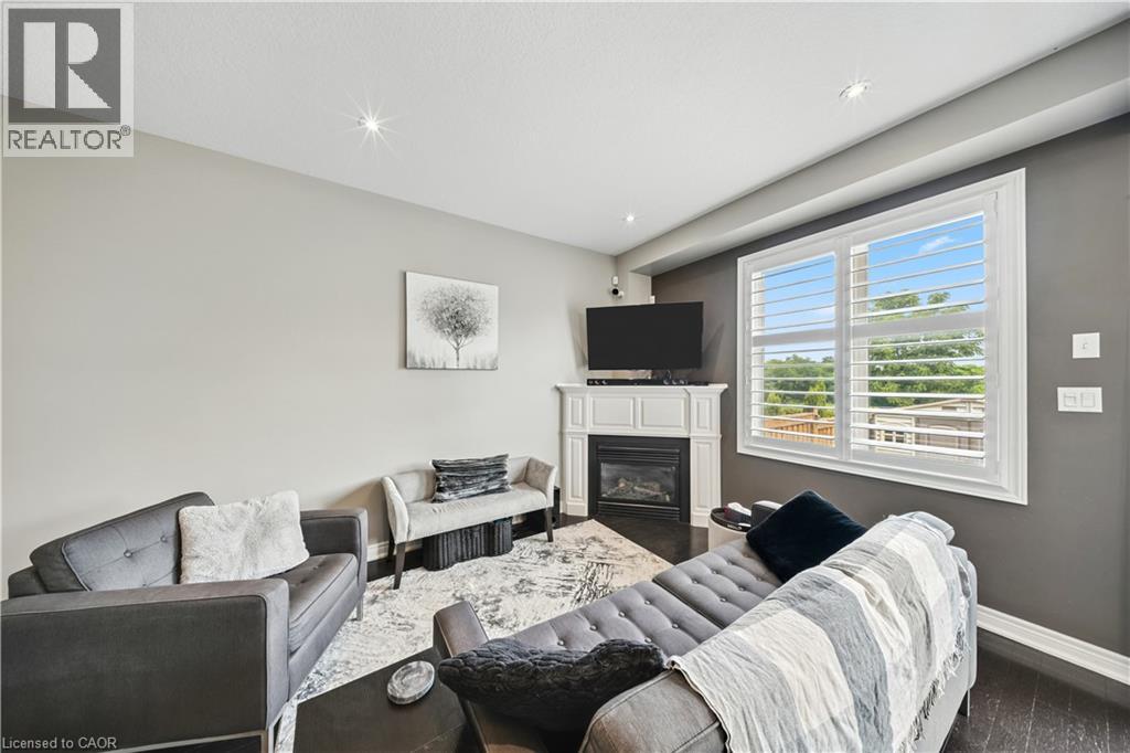 Photo 22 of 22 Madonna Drive, Hamilton ON