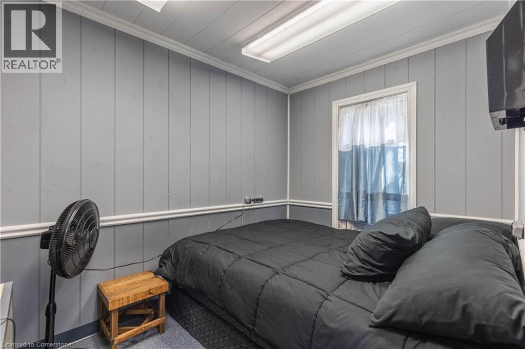 Photo 32 of 649 Lakeshore Road, Niagaraonthelake ON