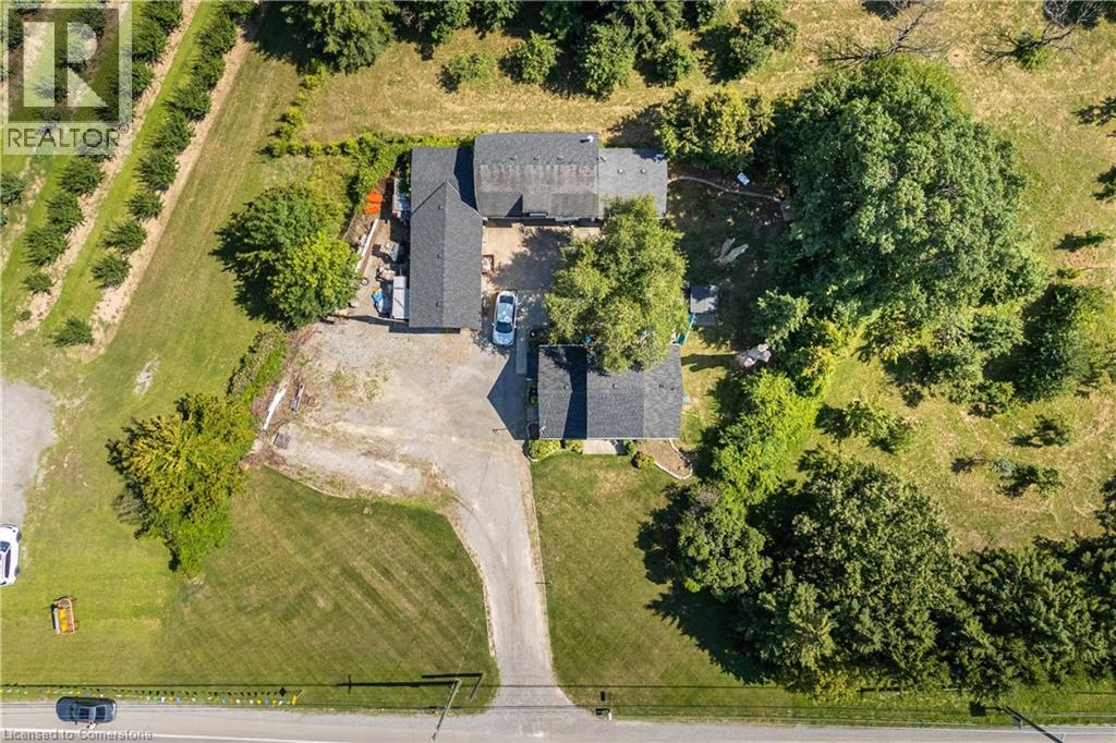 Photo 31 of 649 Lakeshore Road, Niagaraonthelake ON