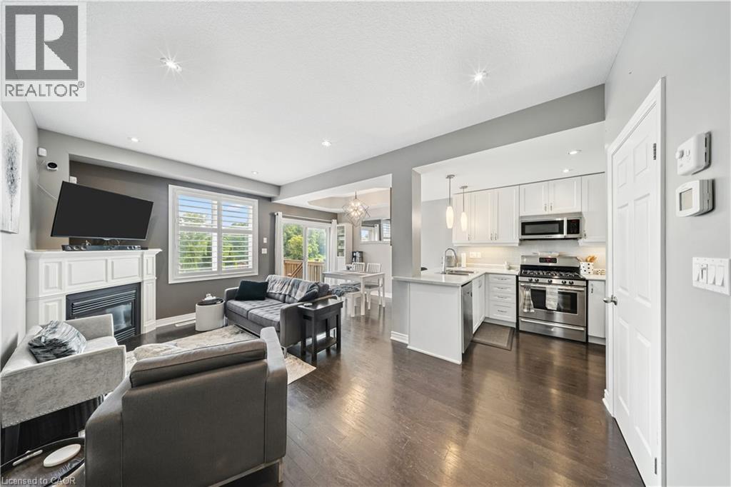 Photo 26 of 22 Madonna Drive, Hamilton ON