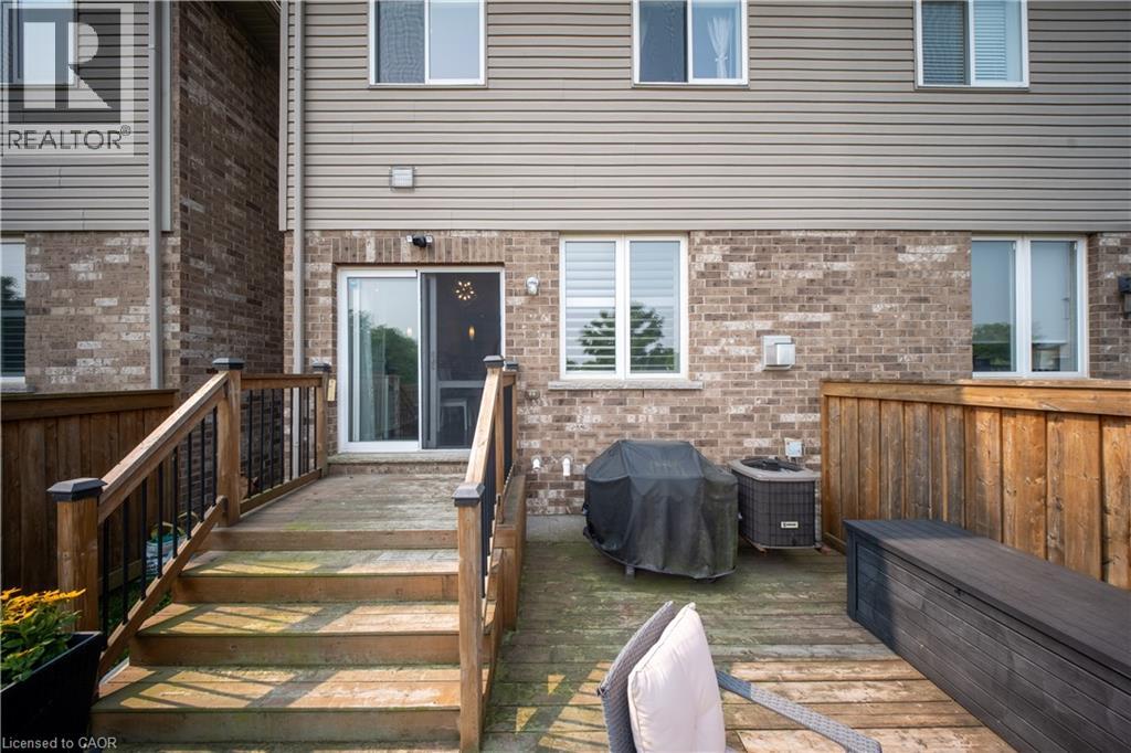 Photo 30 of 22 Madonna Drive, Hamilton ON