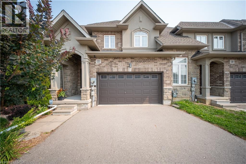 Photo 2 of 22 Madonna Drive, Hamilton ON