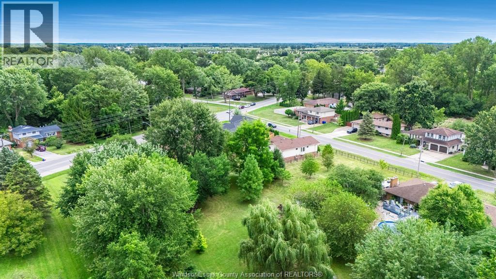 Photo 13 of V L Bouffard, Lasalle ON