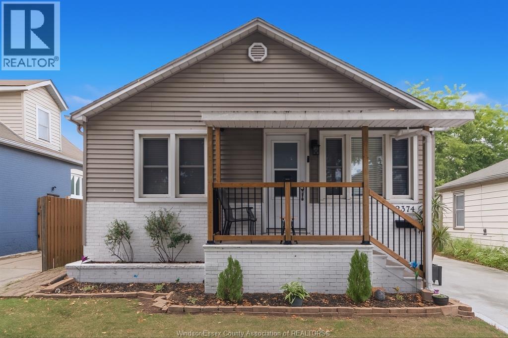 Photo 2 of 2374 Alexis Road, Windsor ON