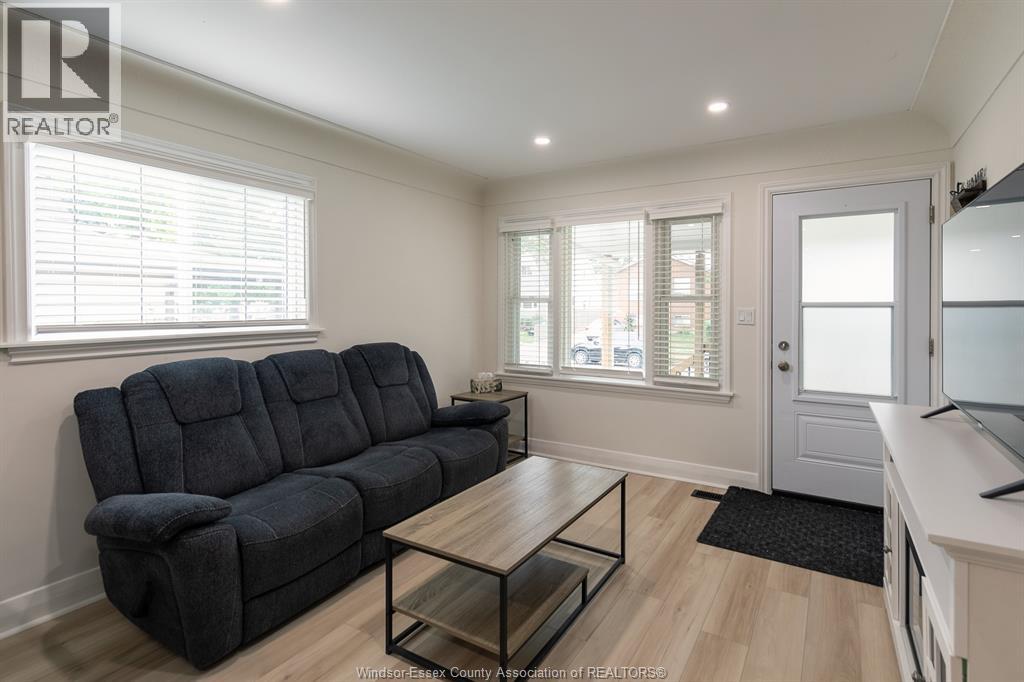 Photo 5 of 2374 Alexis Road, Windsor ON
