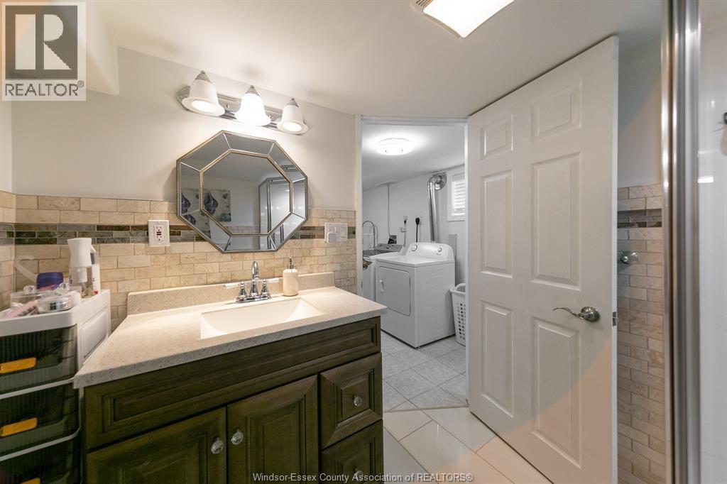 Photo 22 of 2374 Alexis Road, Windsor ON