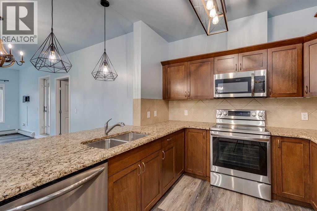 Photo 20 of 2203 4 Kingsland Close Se, Airdrie AB