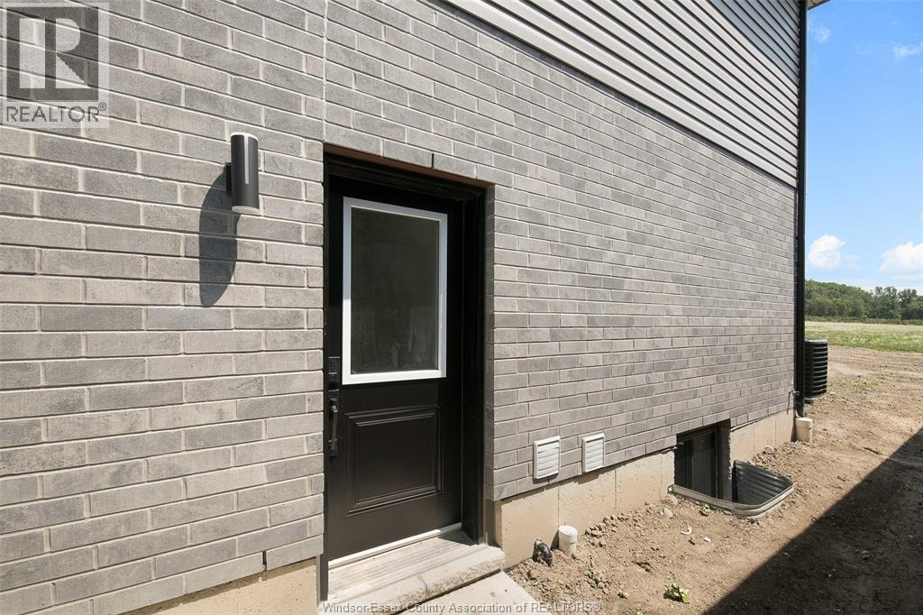Photo 10 of 3546 Hallee Unit Lower Unit, Windsor ON