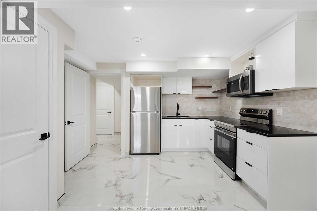 Photo 16 of 3546 Hallee Unit Lower Unit, Windsor ON