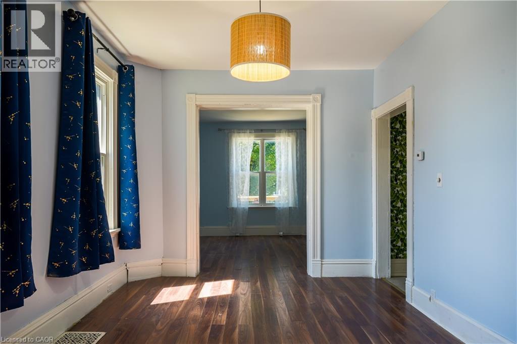 Photo 33 of 73 Brock Street, Woodstock ON
