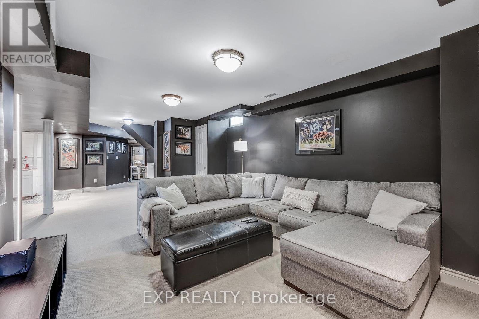 Photo 15 of 184 Cachet Boulevard, Whitby ON
