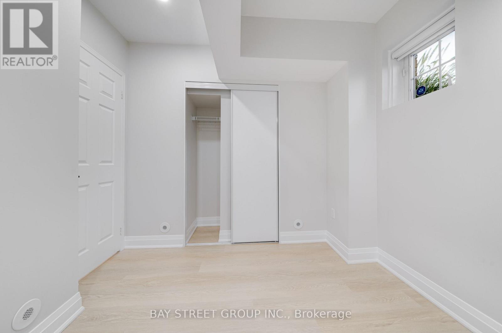 Photo 18 of 120 42 Pinery Trail, Toronto ON