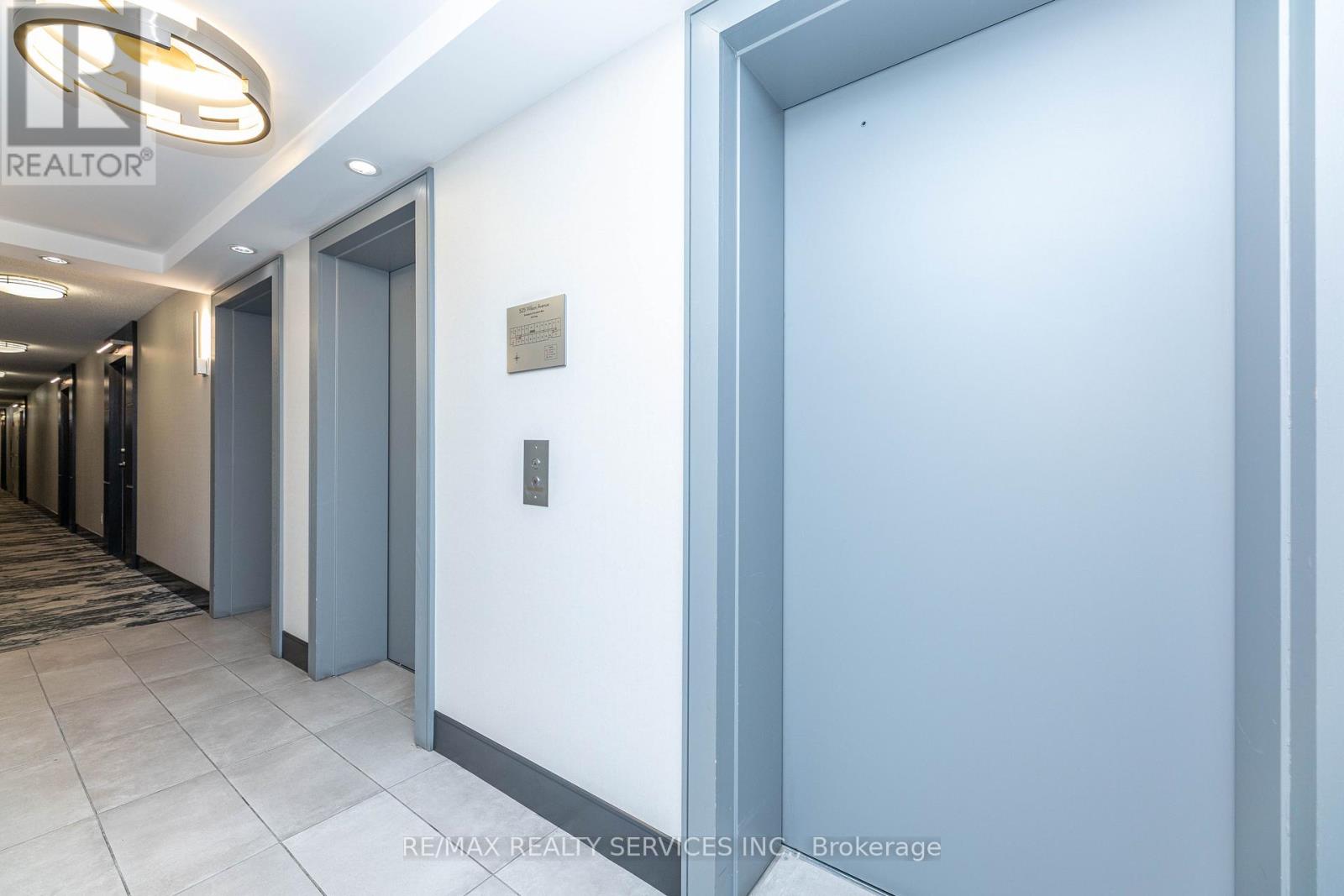 Photo 11 of 824 525 Wilson Avenue, Toronto ON